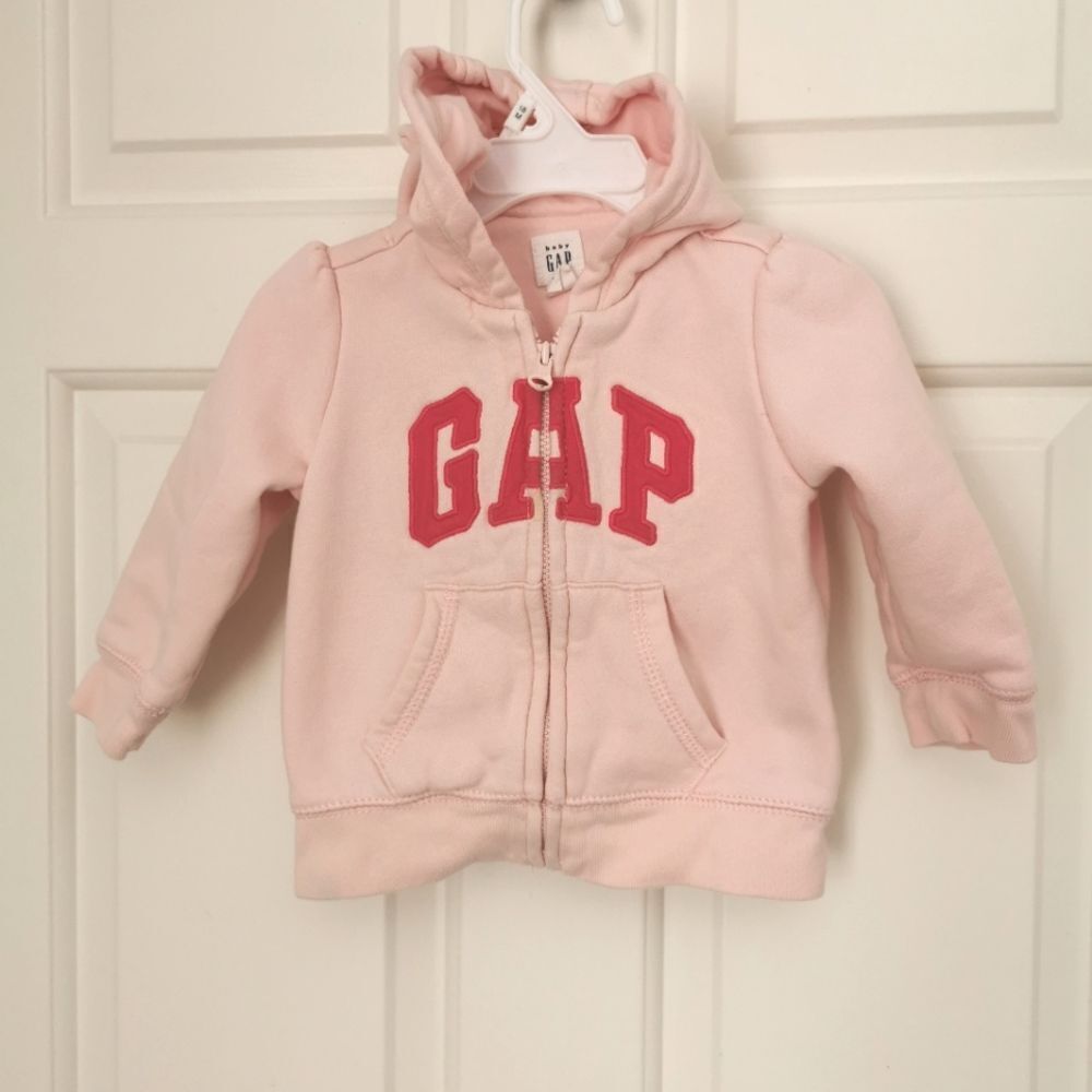 2/$15 Gap baby girl zip up hoodie 6-12 m